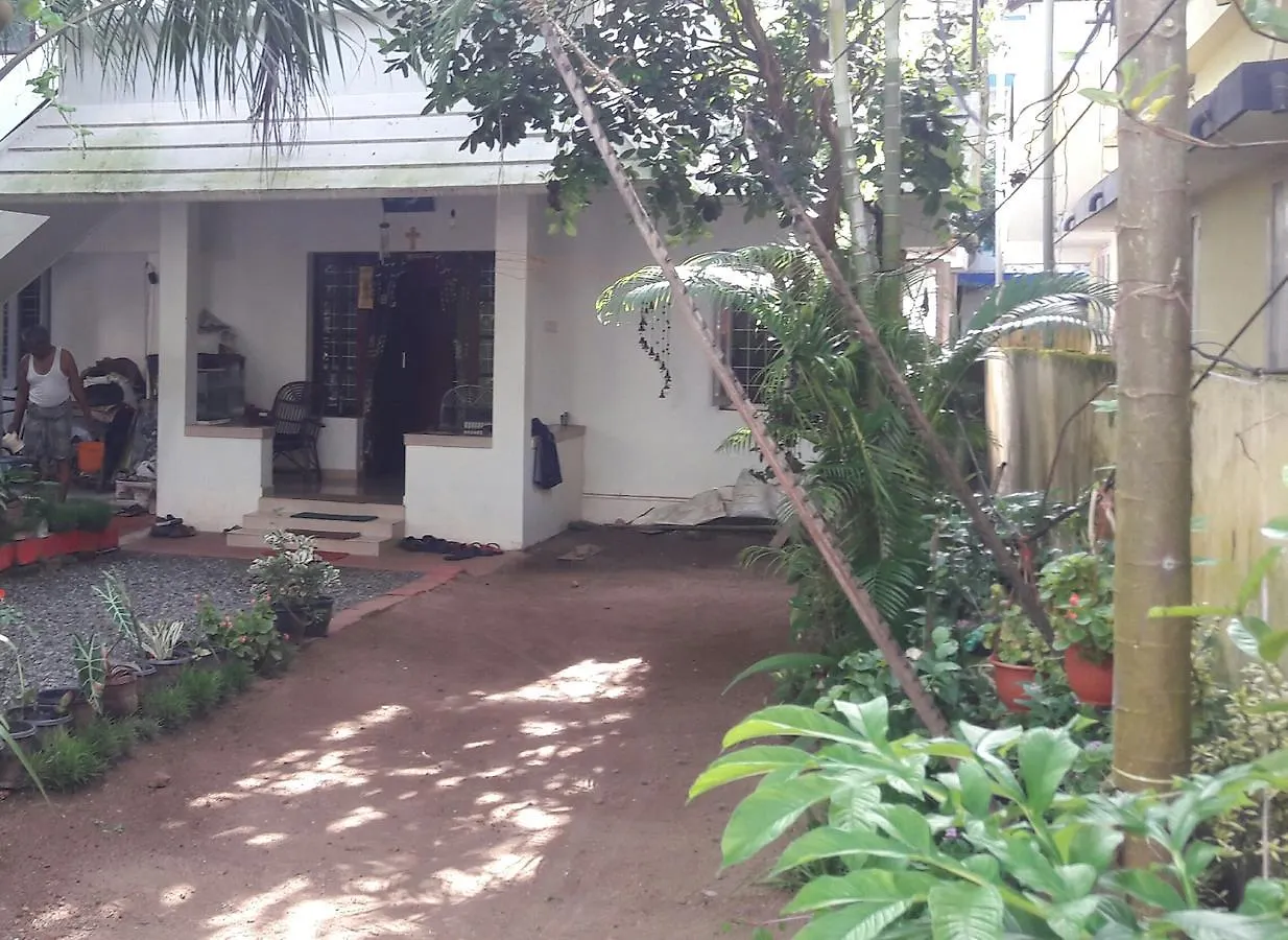 Alojamento de Acomodação e Pequeno-almoço Greenland Homestay Kochi